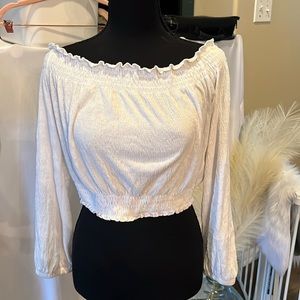 White long sleeve crop top